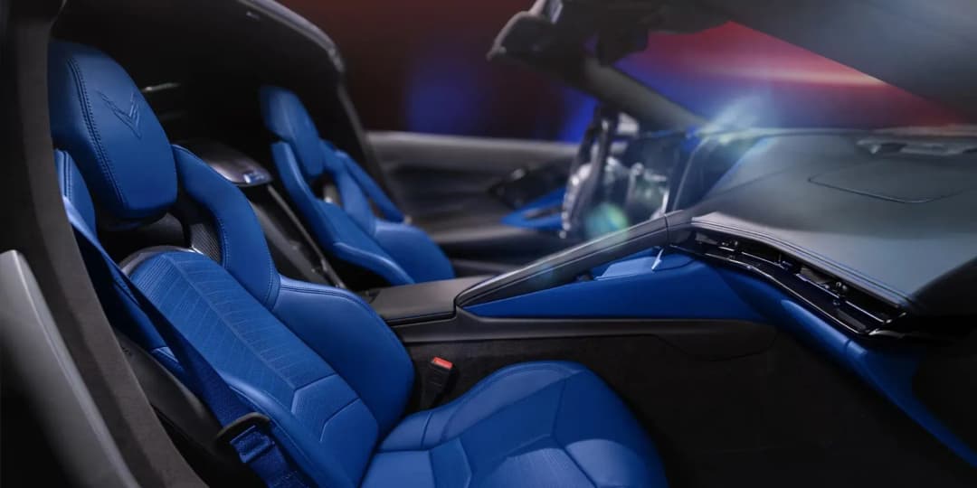 /uploads/2027_Corvette_Stingray_GM_16_2048x1024_dda20e3ebf.webp